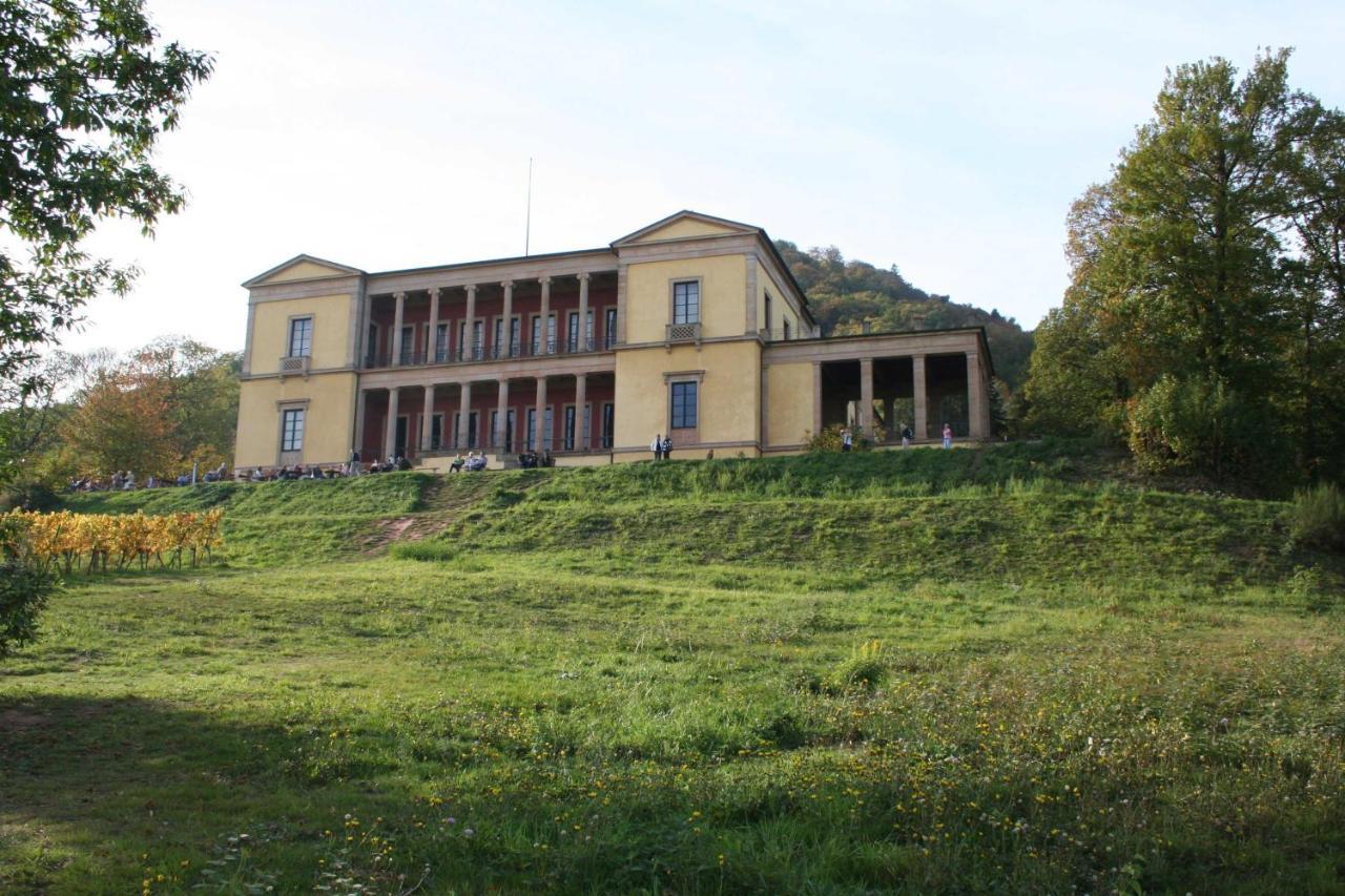 Ferienwohnung Spatzennest In Edesheim Bagian luar foto
